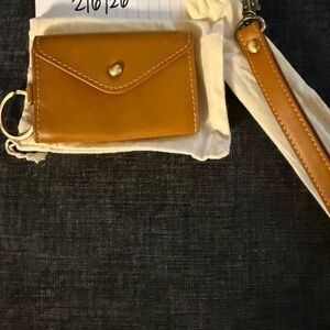 ANDAR ~ The Poppy in Camel Tan